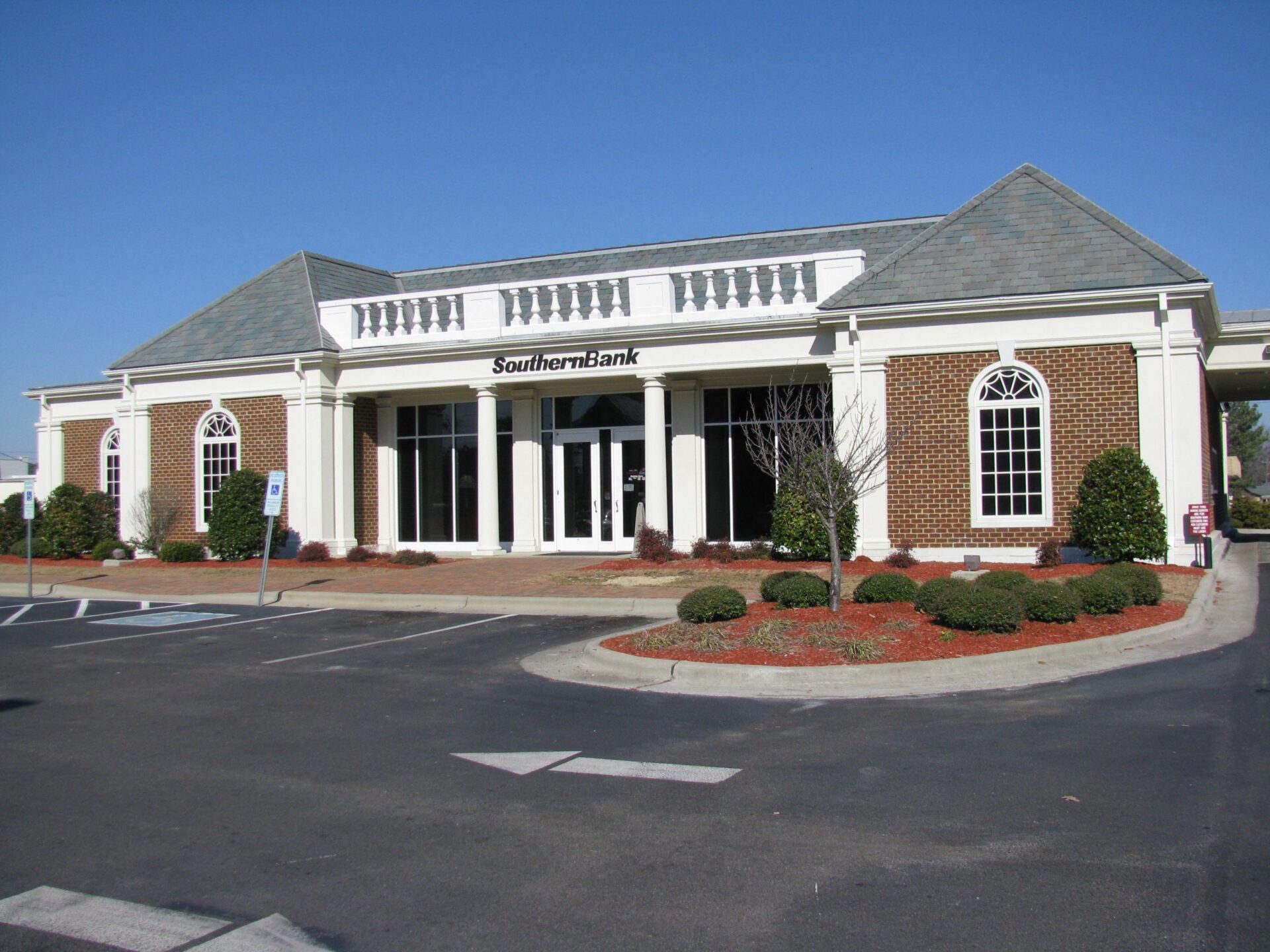 Southern Bank of Ahoskie on Main St Personal and Business Banking