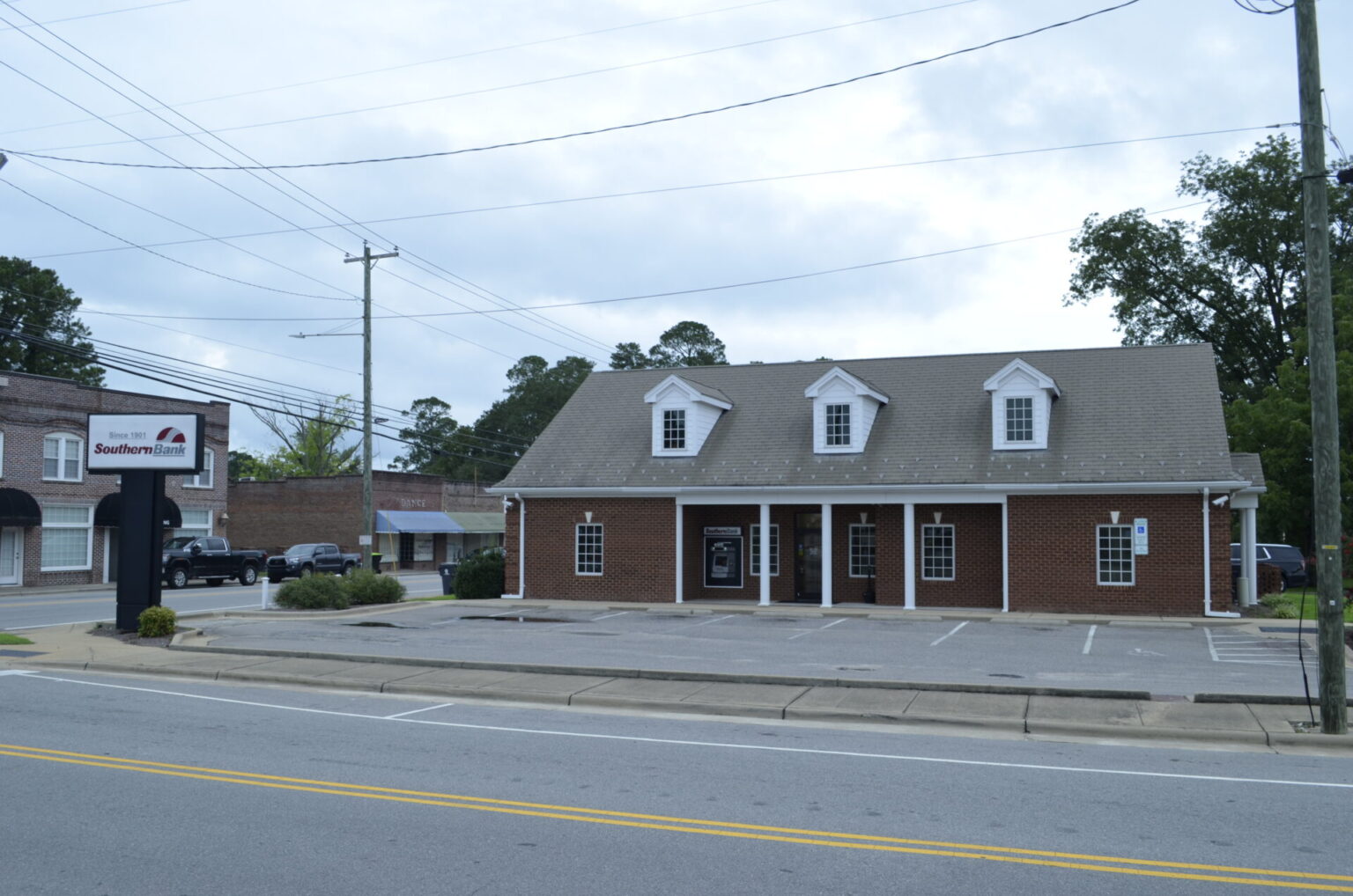 Southern Bank of Salemburg on N. Main St | Personal and Business Banking - Mid Southern Savings Bank Salem Indiana